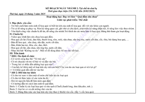 Giáo án Mầm non Lớp Lá - Nhánh: Tái ché từ chai lọ - Năm học 2024-2025